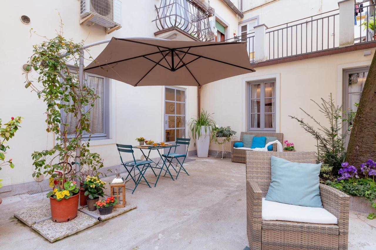 Il Cortile Di Elisa & Our Flats Bed & Breakfast Lucca Exterior photo