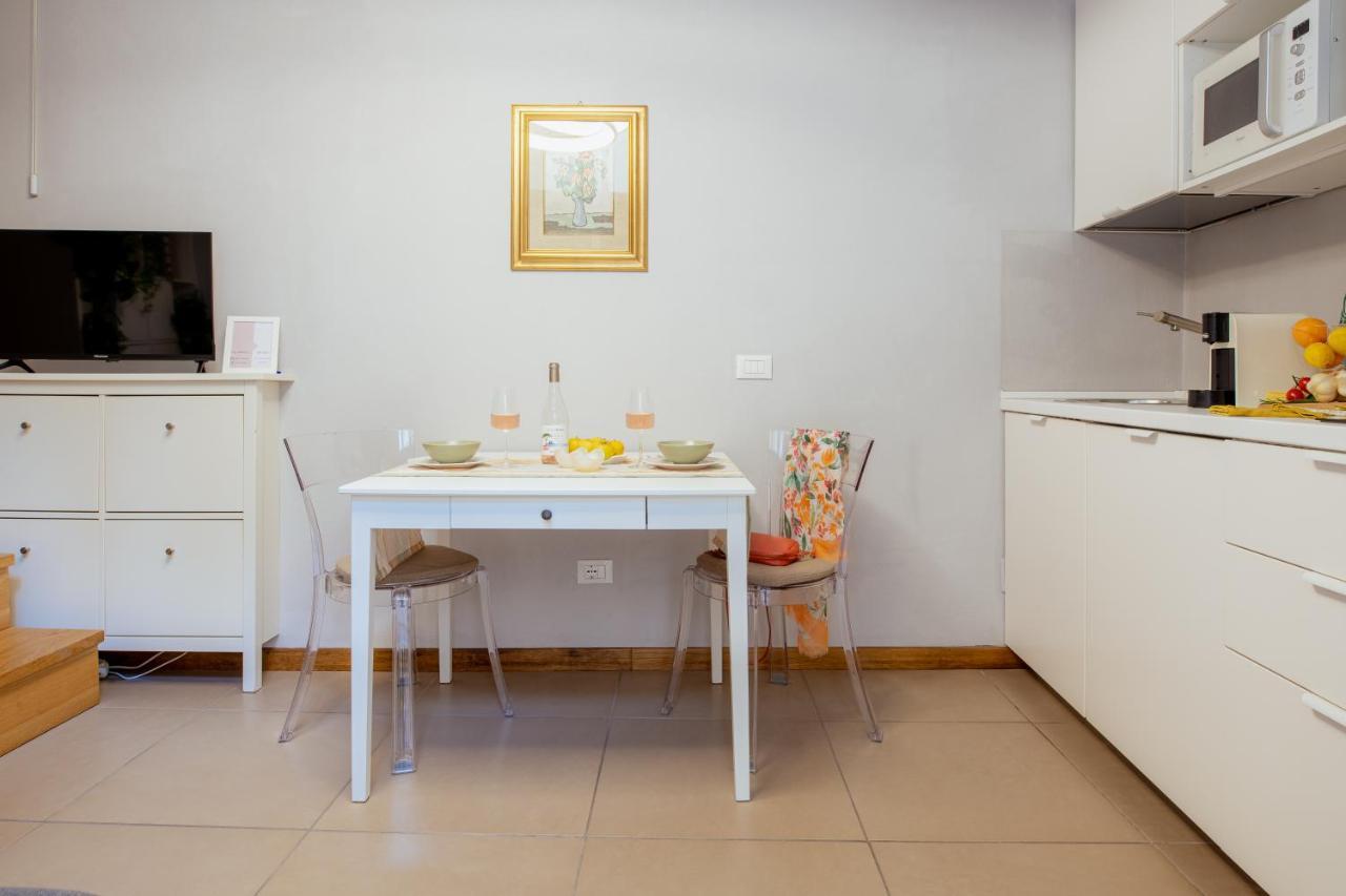 Il Cortile Di Elisa & Our Flats Bed & Breakfast Lucca Exterior photo